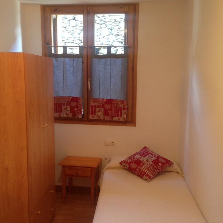 Vora Riu Apartment Esterri D'Aneu Bagian luar foto