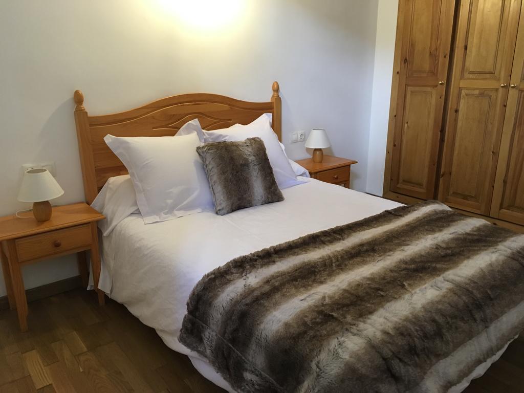 Vora Riu Apartment Esterri D'Aneu Bagian luar foto