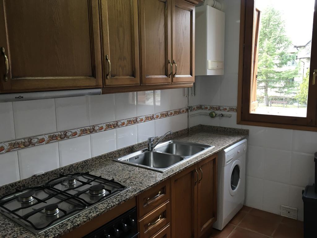 Vora Riu Apartment Esterri D'Aneu Bagian luar foto