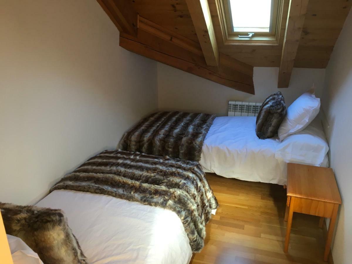 Vora Riu Apartment Esterri D'Aneu Bagian luar foto